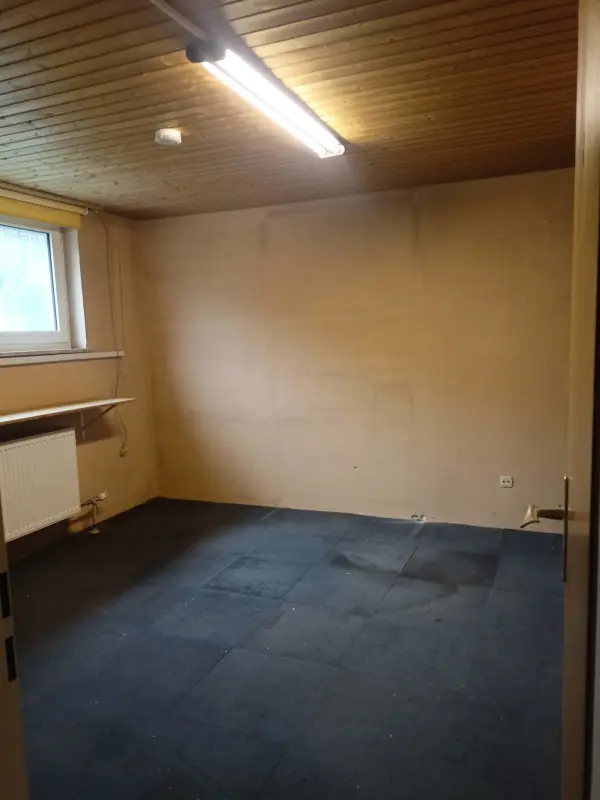 Messie-Wohnung Foto 3B