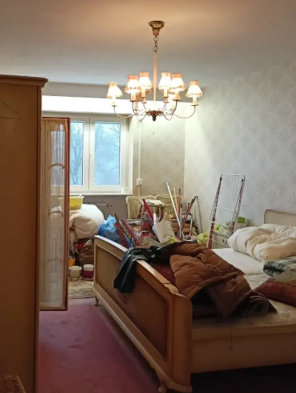 Messie-Wohnung Foto 6A